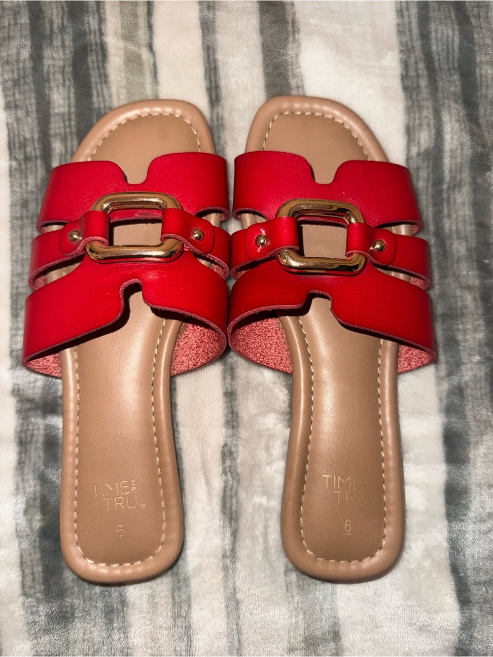 ❤️ Red Time & Tru Slide Sandals